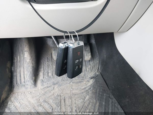 2022 LAND ROVER RANGE ROVER VELAR S — I11