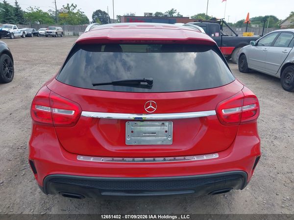 2015 MERCEDES-BENZ GLA 250 4MATIC