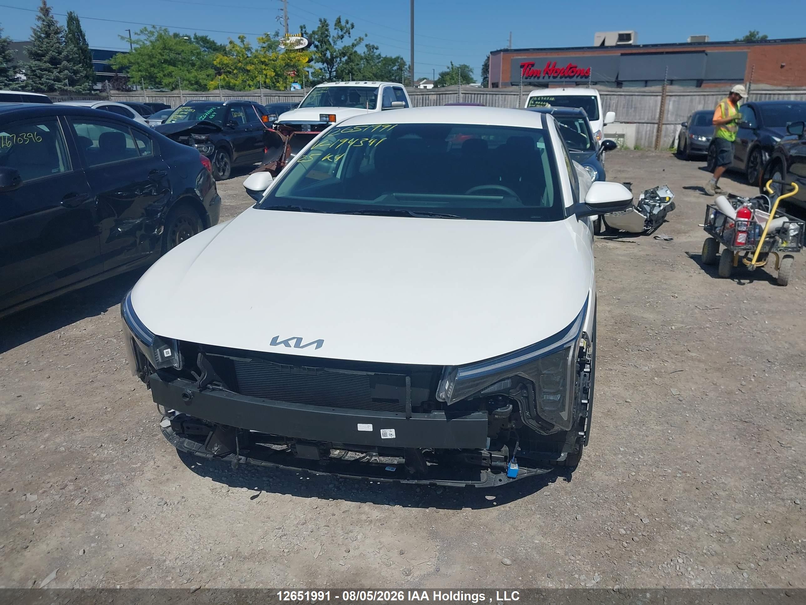 2025 KIA K4 LX