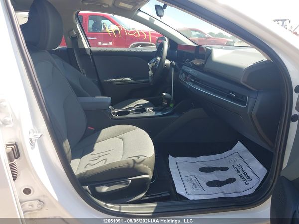 2025 KIA K4 LX