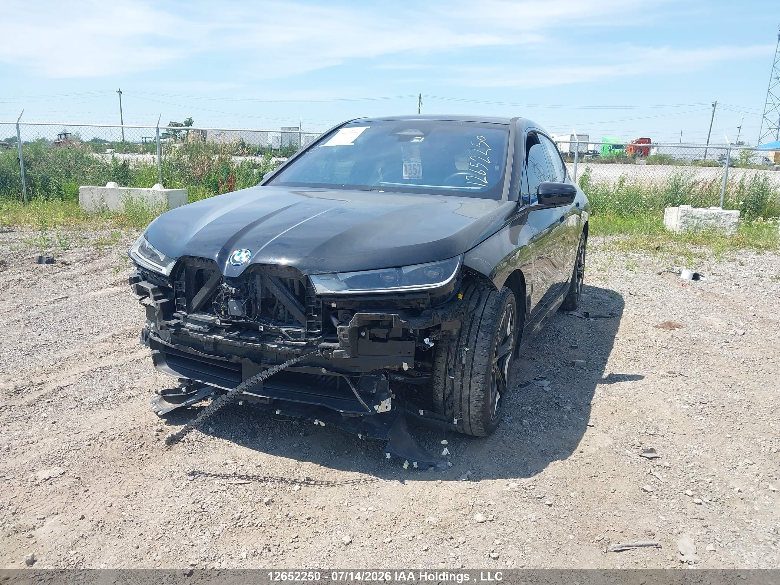 2025 BMW IX XDRIVE40 — I2