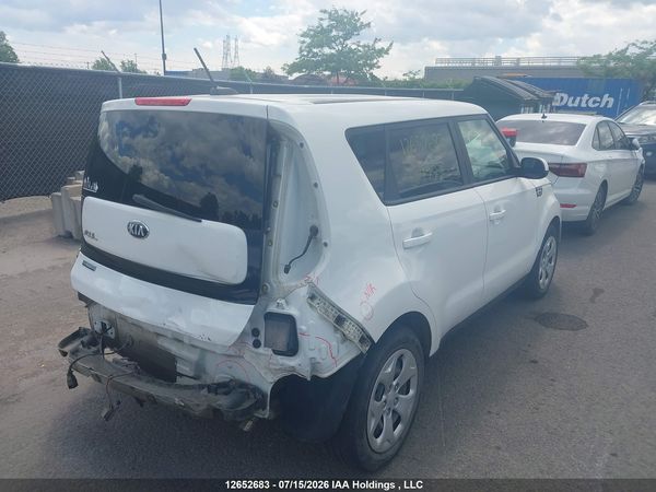 2018 KIA SOUL Base