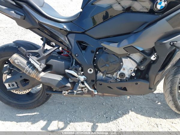 2022 BMW S 1000 XR
