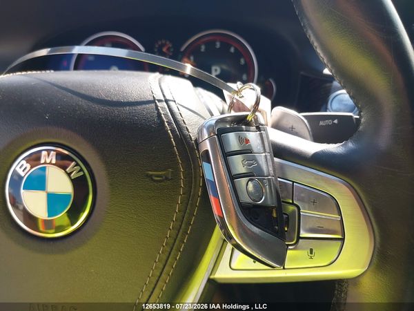 2016 BMW 750 XI