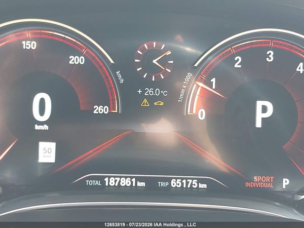 2016 BMW 750 XI