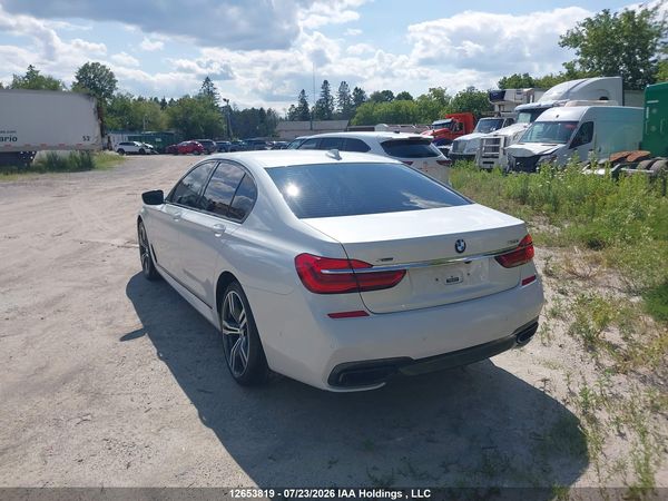 2016 BMW 750 XI