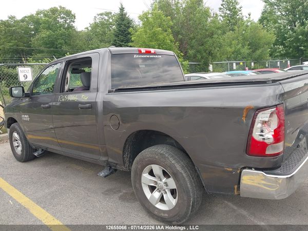2018 RAM 1500 ST