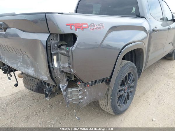 2024 TOYOTA TUNDRA SR 4X4
