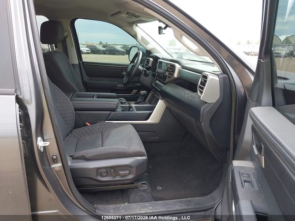 2024 TOYOTA TUNDRA SR 4X4