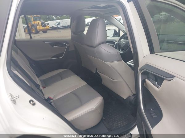 2020 TOYOTA RAV4 Limited HV