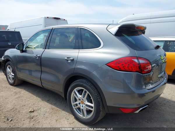 2014 PORSCHE CAYENNE PLATINUM EDITION