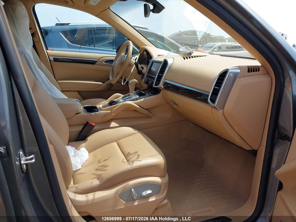 2014 PORSCHE CAYENNE PLATINUM EDITION