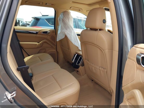 2014 PORSCHE CAYENNE PLATINUM EDITION