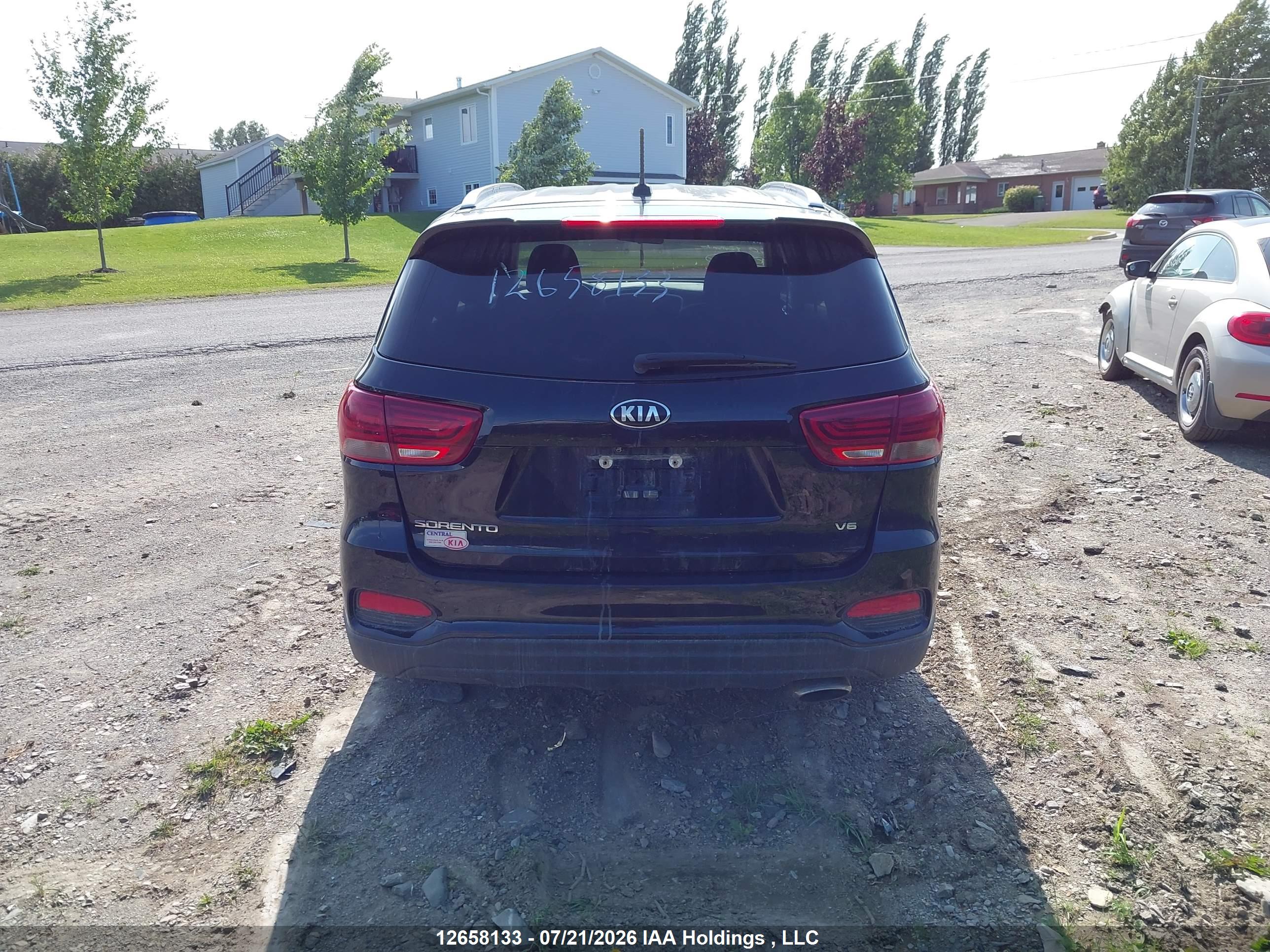 2020 KIA SORENTO S