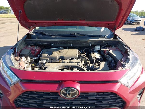 2020 TOYOTA RAV4 XLE