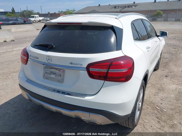 2018 MERCEDES-BENZ GLA 250 4MATIC