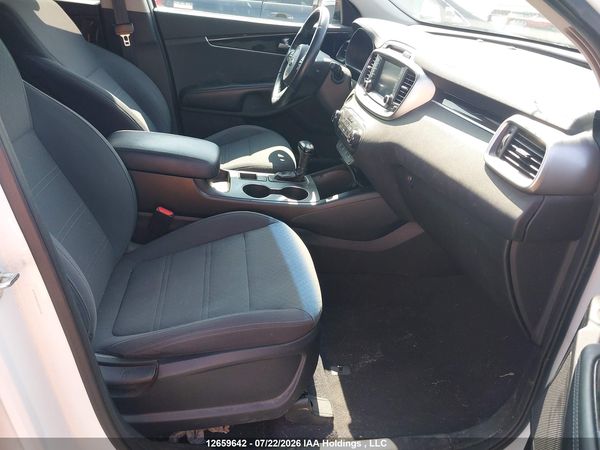 2018 KIA SORENTO L, LX