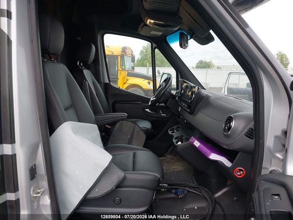 2022 MERCEDES-BENZ SPRINTER 3500XD STANDARD ROOF V6