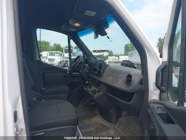 2025 MERCEDES-BENZ SPRINTER 2500 907 (VS30)