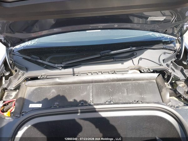 2024 TESLA MODEL Y LONG RANGE/RWD