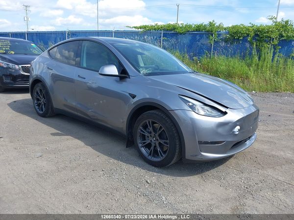 2024 TESLA MODEL Y LONG RANGE/RWD