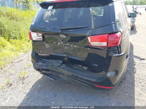 2018 KIA SEDONA LX