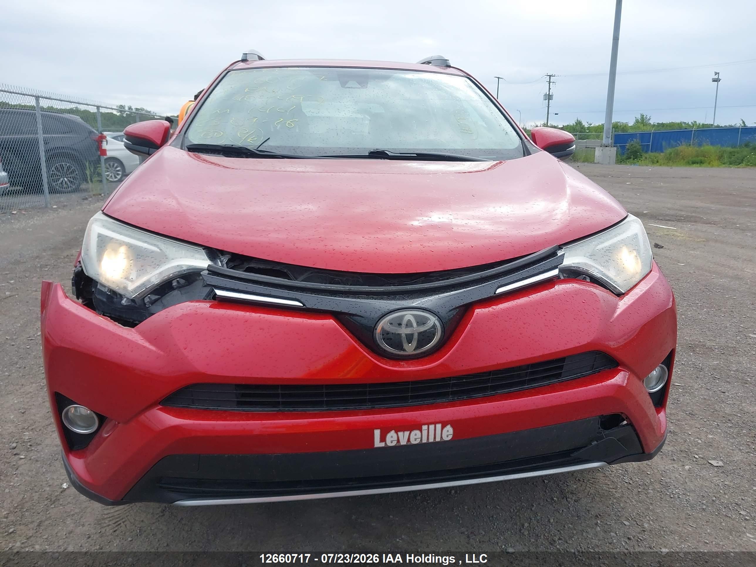 2017 TOYOTA RAV4 XLE