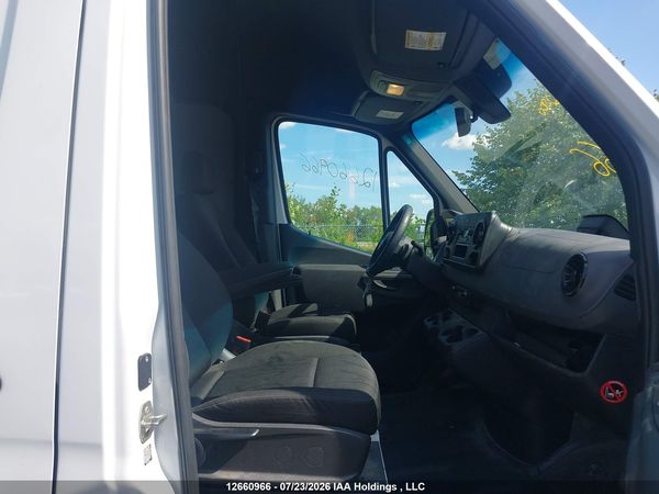 2025 MERCEDES-BENZ SPRINTER 2500 907 (VS30)