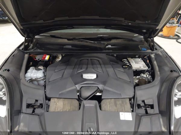 2021 PORSCHE CAYENNE