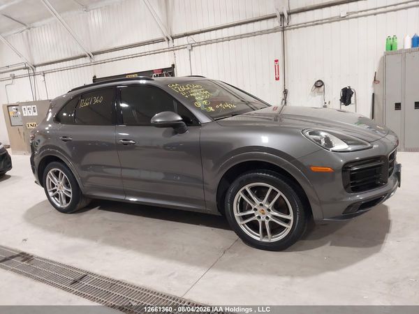 2021 PORSCHE CAYENNE