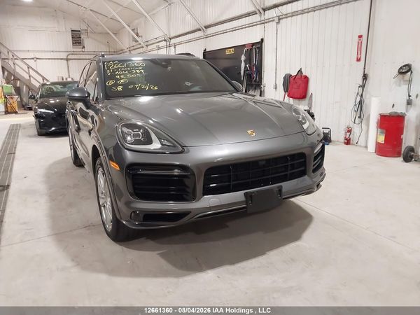 2021 PORSCHE CAYENNE