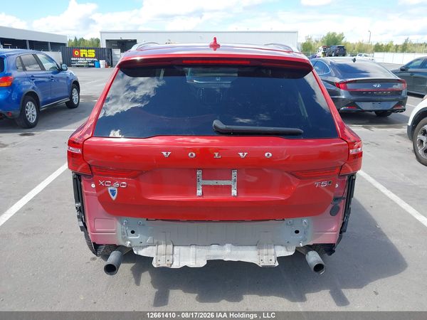 2021 VOLVO XC60 T5 MOMENTUM