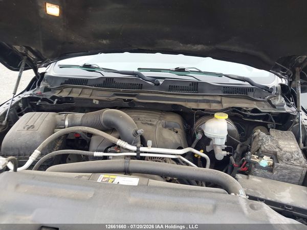 2017 RAM 1500 SLT