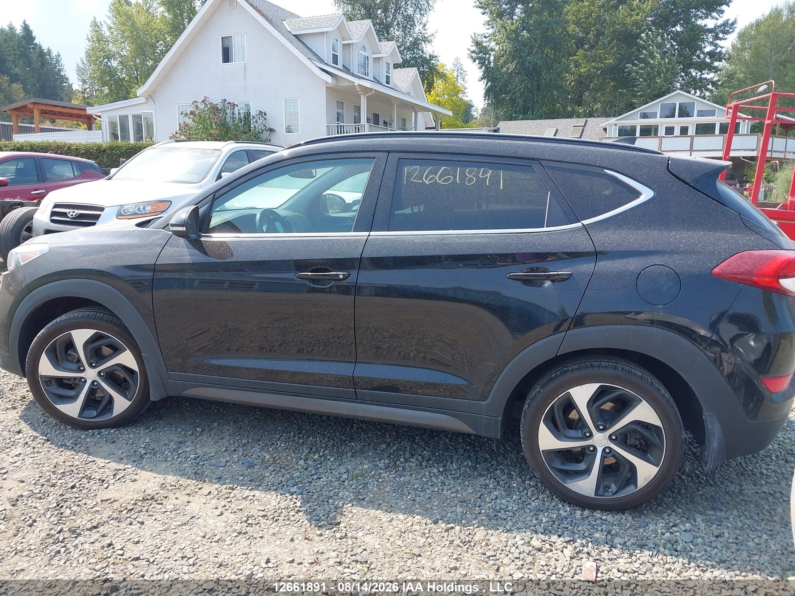 2016 HYUNDAI TUCSON LIMITED/SPORT AND ECO/SE