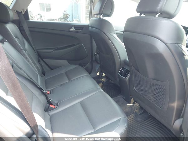 2016 HYUNDAI TUCSON LIMITED/SPORT AND ECO/SE
