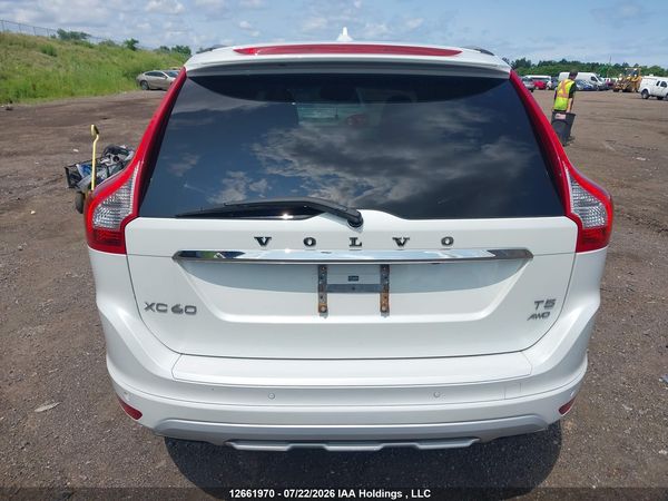 2016 VOLVO XC60