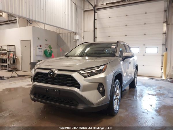 2024 TOYOTA RAV4 XLE/XLE PREMIUM