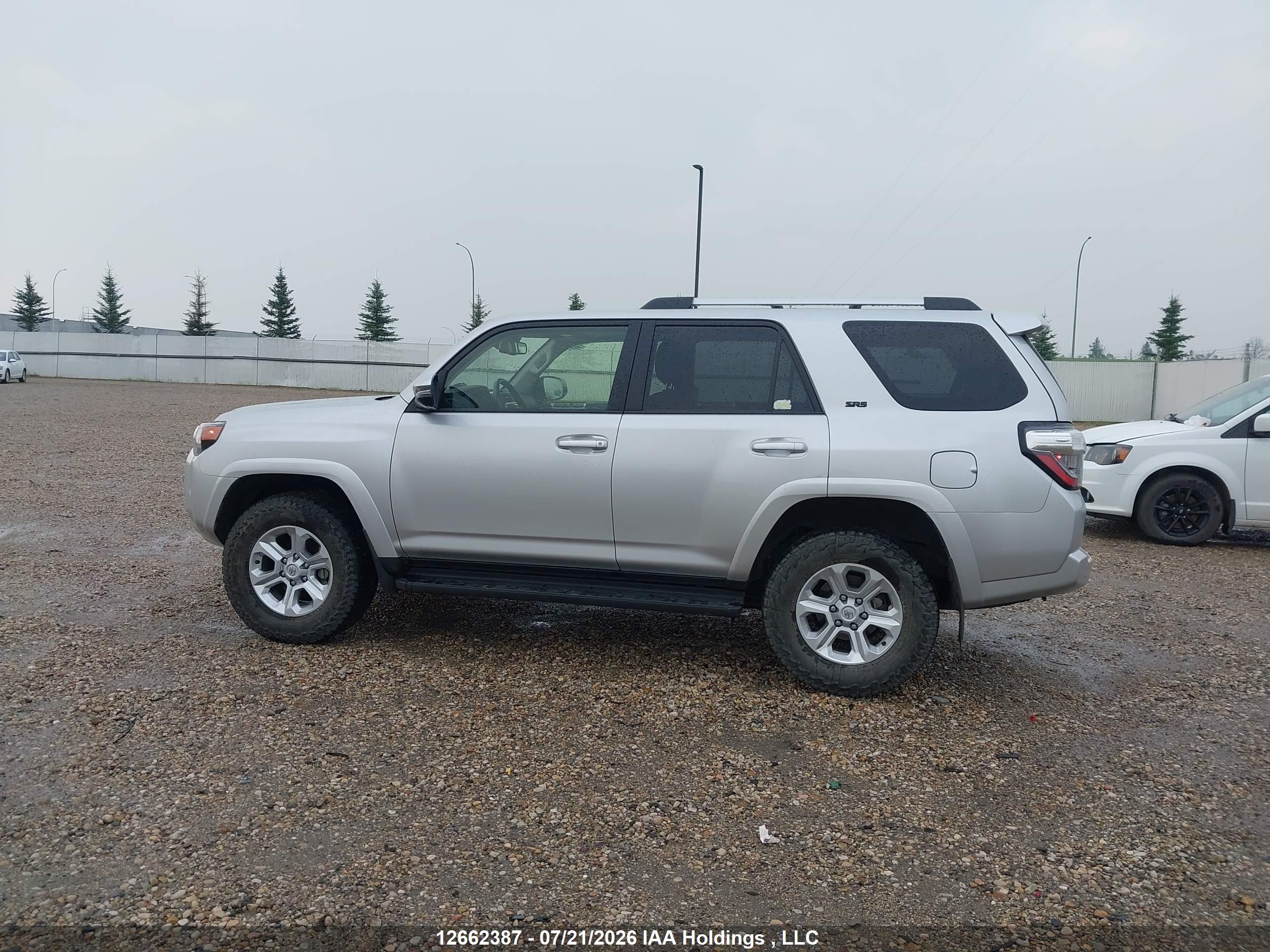 2024 TOYOTA 4RUNNER SR5 Prem