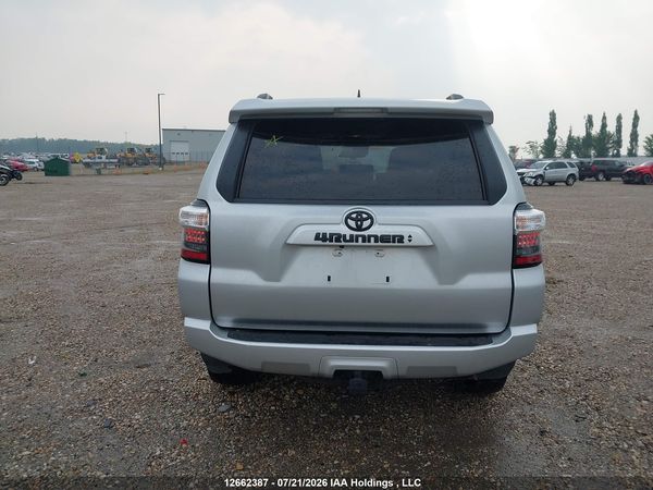 2024 TOYOTA 4RUNNER SR5 Prem