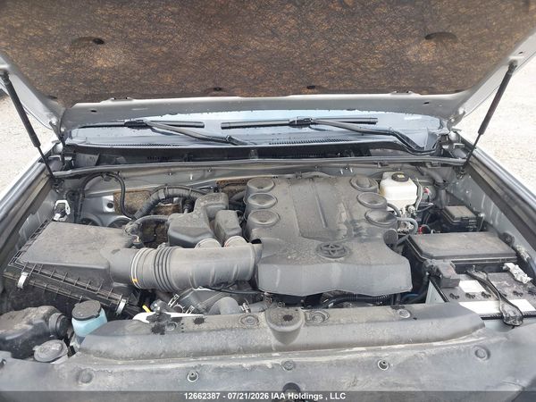 2024 TOYOTA 4RUNNER SR5 Prem