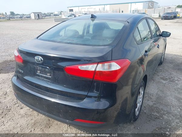 2016 KIA FORTE GL (Middle-Low Grade)