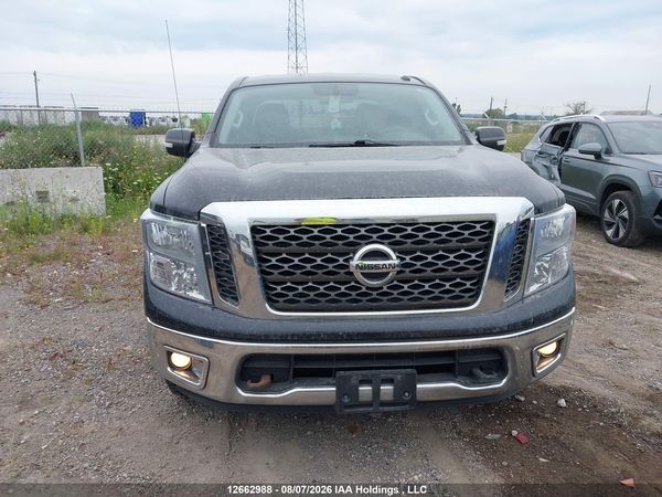 2018 NISSAN TITAN S — I12