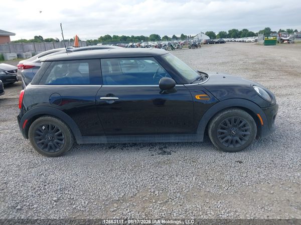 2017 MINI 3 DOOR COOPER
