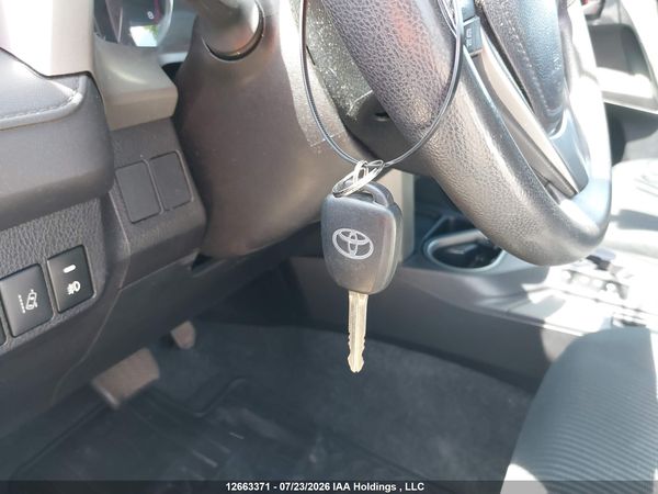 2017 TOYOTA RAV4 LE