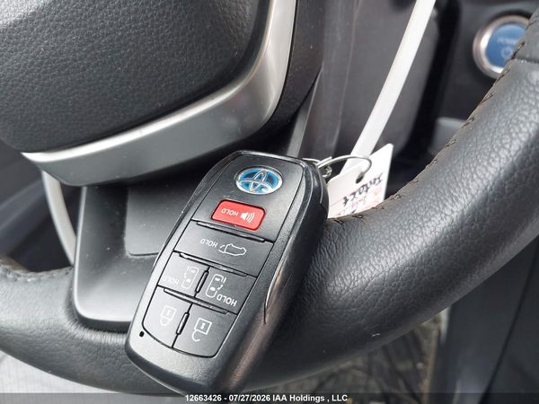 2024 TOYOTA SIENNA — I11