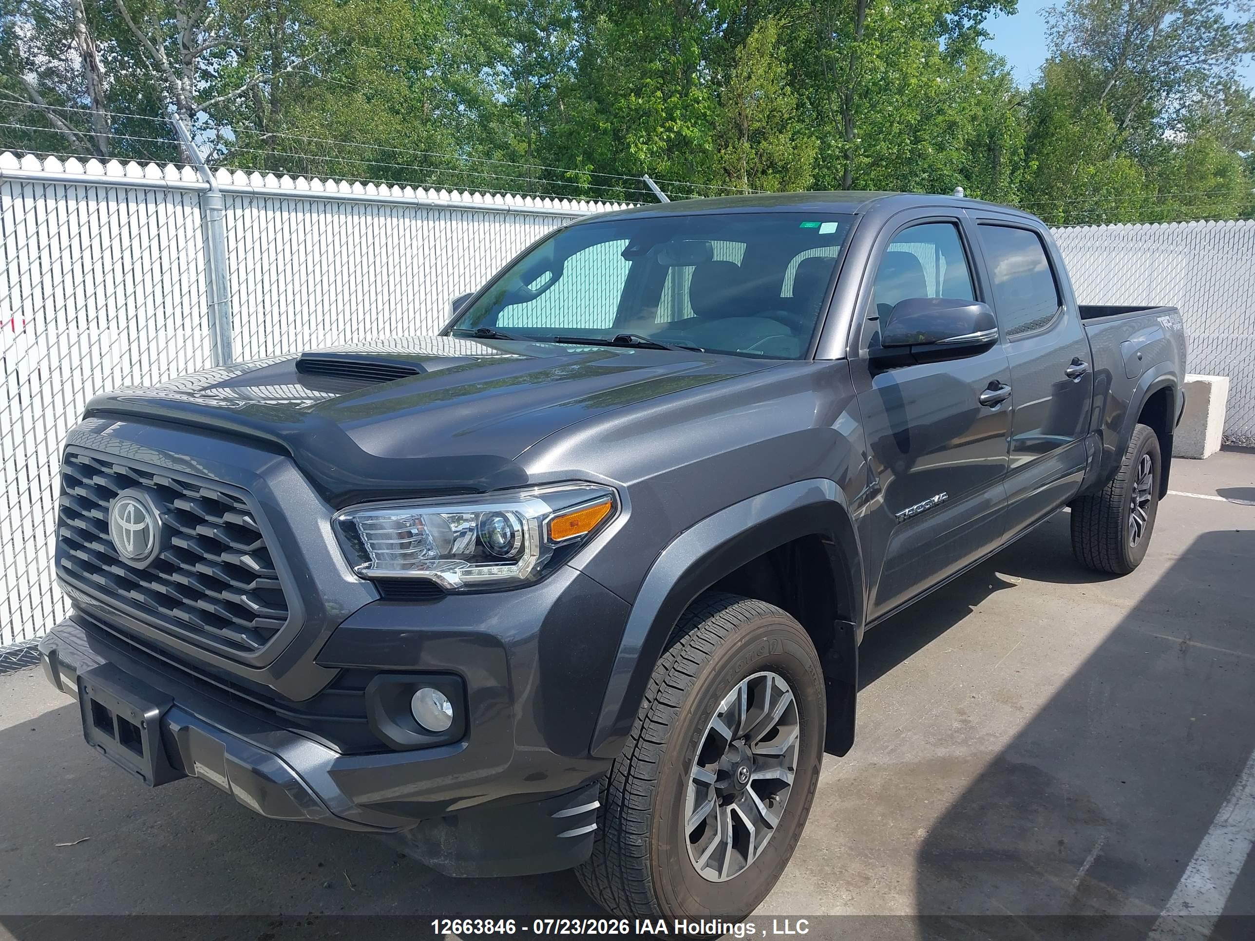 2022 TOYOTA TACOMA SR5 — I2