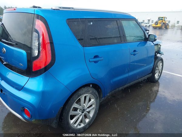 2018 KIA SOUL