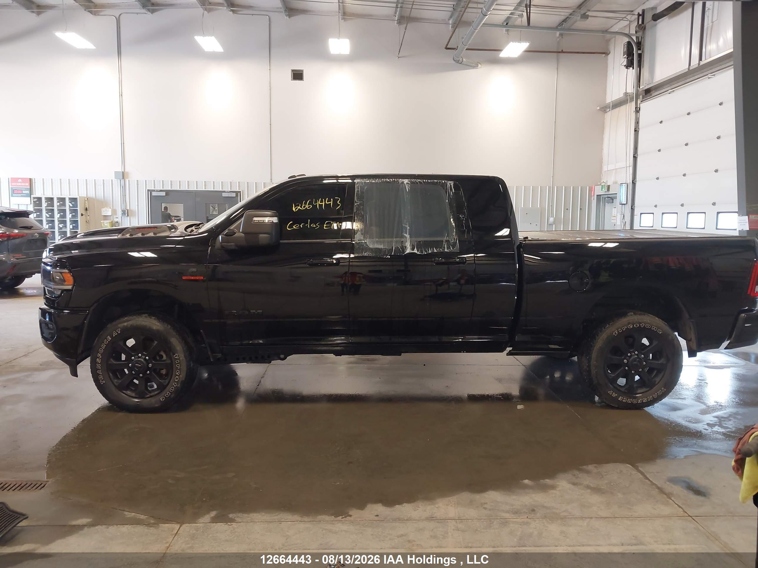 2024 RAM 3500 LARAMIE