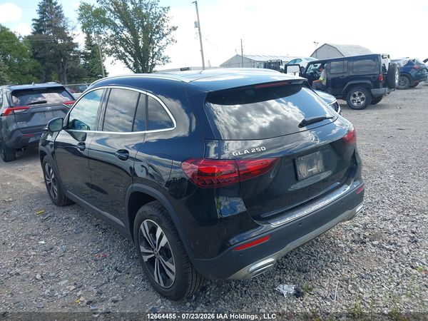 2026 MERCEDES-BENZ GLA 250 4MATIC