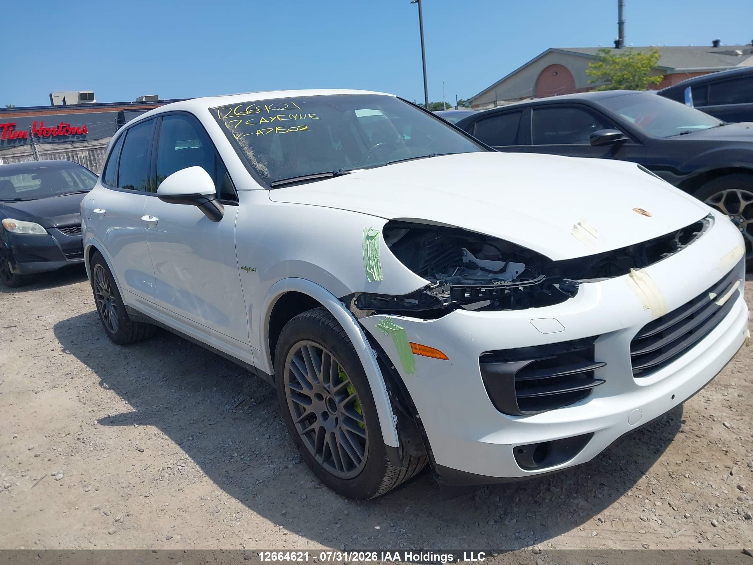 2017 PORSCHE CAYENNE SE HYBRID/PLATINUM